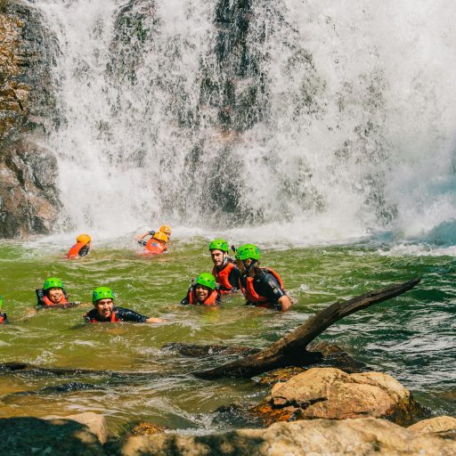 Aquarando canyoning